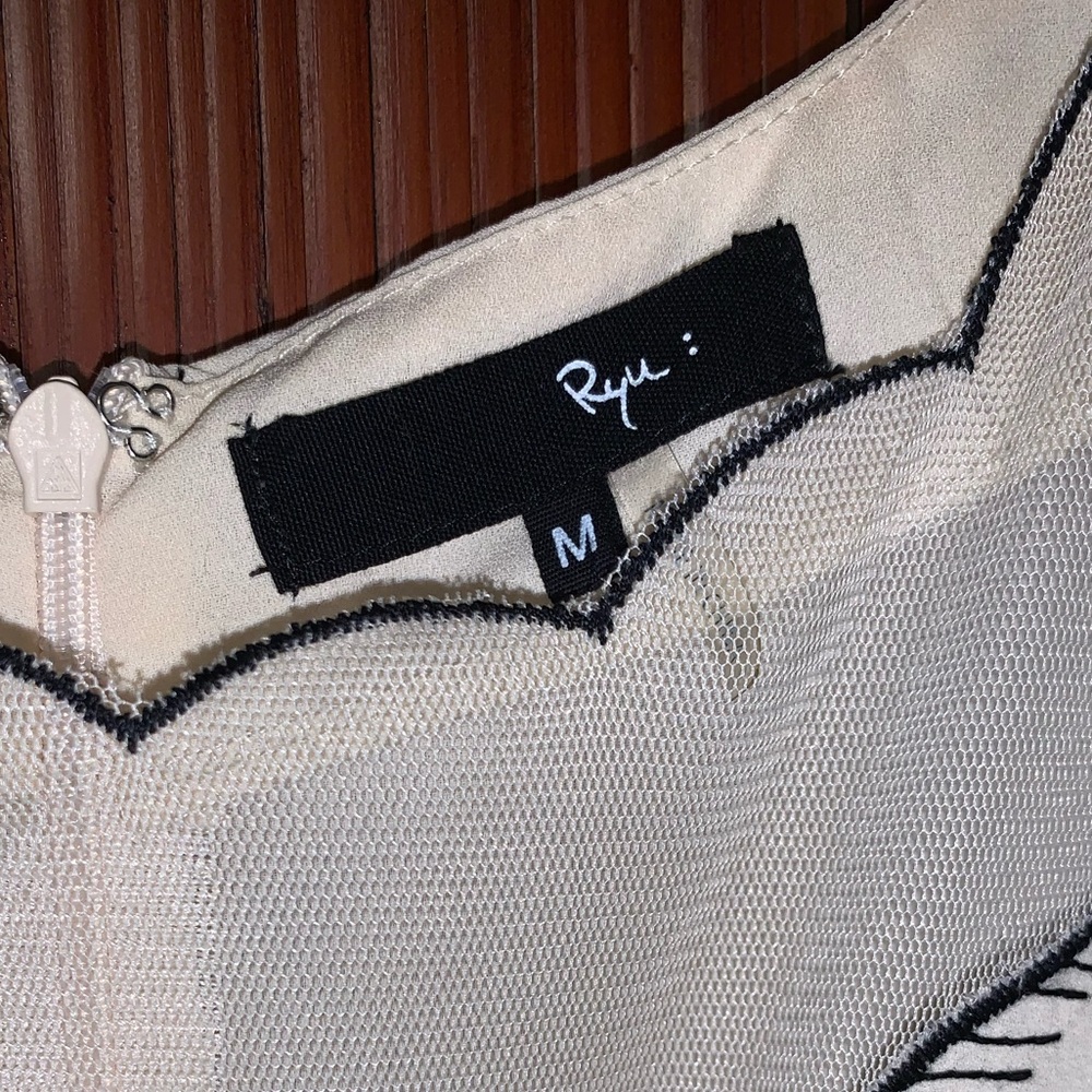 NWT Ryu Dress - Picture 2 of 3